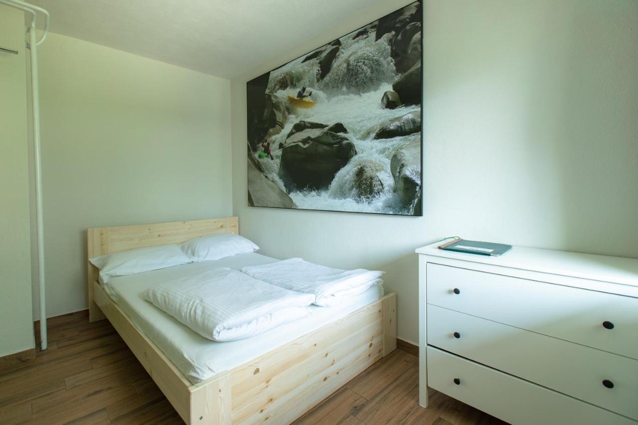 Hostel Soca Rocks Бовец Екстер'єр фото