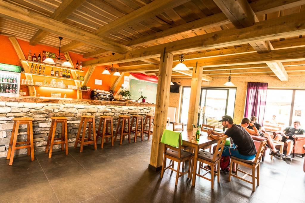 Hostel Soca Rocks Бовец Екстер'єр фото